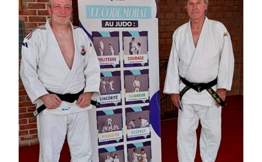 EXAMEN KATA POUR NOTRE ENSEIGNANT THIERRY